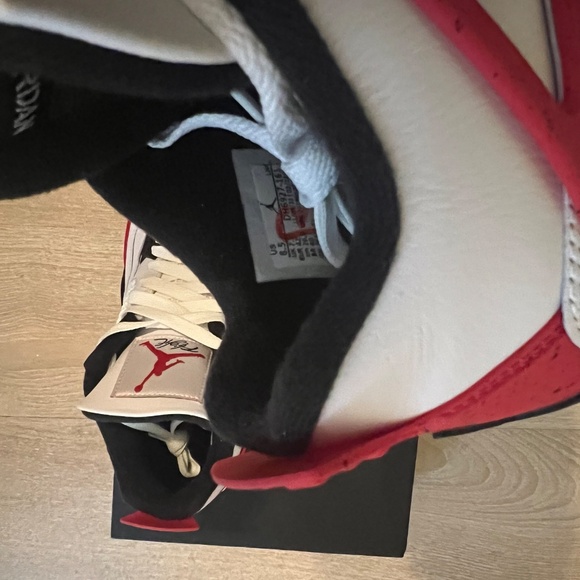 Jordan Retro 4 Red Cement - Picture 7 of 9